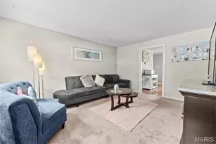 2153 Northern Limits Dr, Florissant, MO 63031 - Photo 4