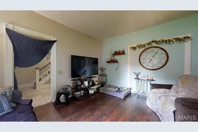 9421 Holtwood Road, Saint Louis, MO 63114 - Photo 10