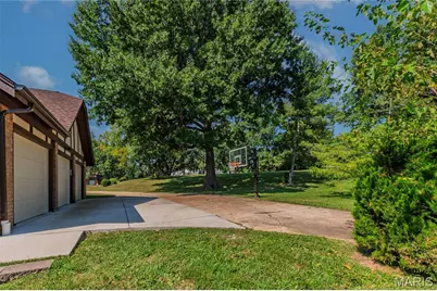 16726 Kehrsgrove Drive, Chesterfield, MO 63005 - Photo 56