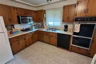 3827 Buckley Rd, Unincorporated, MO 63125 - Photo 2