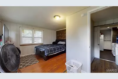 8007 Titus Road, Saint Louis, MO 63114 - Photo 18