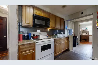 8007 Titus Road, Saint Louis, MO 63114 - Photo 16