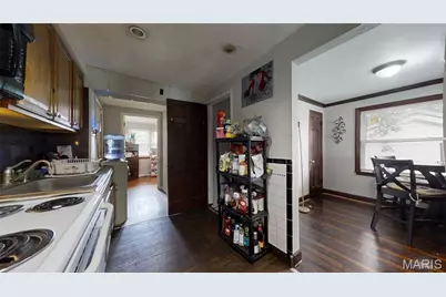8007 Titus Road, Saint Louis, MO 63114 - Photo 14
