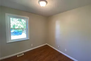 2942 Chance Dr, Florissant, MO 63031 - Photo 6
