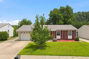 3242 Ipswich Ln, Saint Charles, MO 63301 - Photo 2
