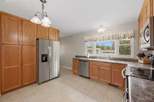 3242 Ipswich Ln, Saint Charles, MO 63301 - Photo 12