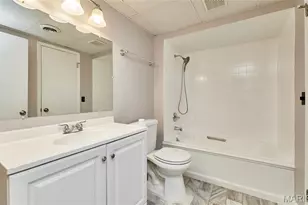 668 Stablestone Dr, Chesterfield, MO 63017 - Photo 88