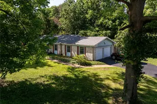 258 Ridge Trail Dr, Chesterfield, MO 63017 - Photo 36