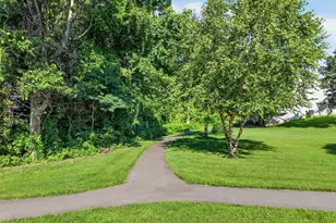 409 Paisley Ct, Saint Charles, MO 63301 - Photo 36