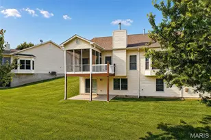 409 Paisley Ct, Saint Charles, MO 63301 - Photo 38