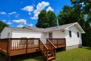 111 Churchill Ct, Maryland Heights, MO 63043 - Photo 2
