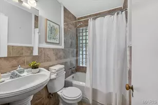5729 Tholozan Ave, Saint Louis, MO 63109 - Photo 22