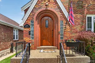 5729 Tholozan Ave, Saint Louis, MO 63109 - Photo 2
