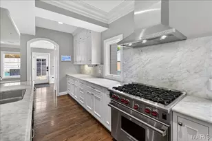 8125 Westmoreland Ave, Clayton, MO 63105 - Photo 12