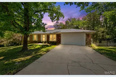 32 Country Lane, Festus, MO 63028 - Photo 2