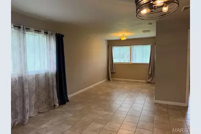3160 Newgate Drive, Florissant, MO 63033 - Photo 10