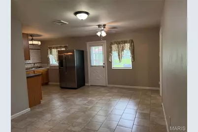 3160 Newgate Drive, Florissant, MO 63033 - Photo 8