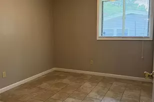 3160 Newgate Dr, Florissant, MO 63033 - Photo 14