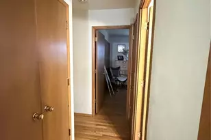 4458 Rhine Dr, Florissant, MO 63033 - Photo 10