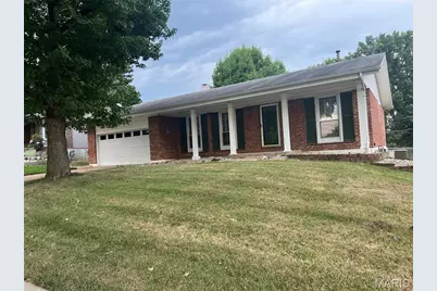 4458 Rhine Drive, Florissant, MO 63033 - Photo 2
