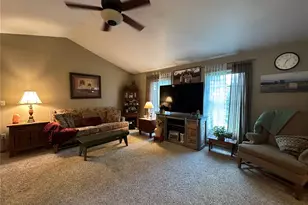 408 Ahr Strom Dr, Robertsville, MO 65066 - Photo 18