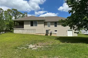 408 Ahr Strom Dr, Robertsville, MO 65066 - Photo 4