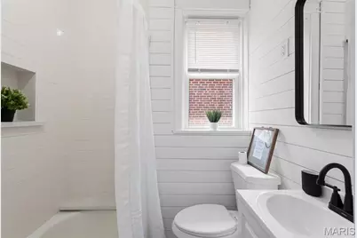 6033 Carlsbad Avenue, Saint Louis, MO 63116 - Photo 16