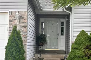 1419 Sunburst Dr, O'Fallon, MO 63366 - Photo 2