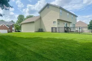 52 Pensacola Ct, O'Fallon, MO 63368 - Photo 6