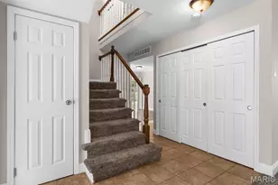 615 Creststone Dr, Florissant, MO 63033 - Photo 6