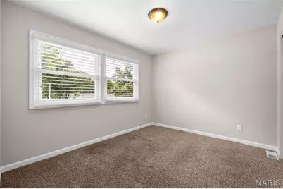 615 Creststone Drive, Florissant, MO 63033 - Photo 20