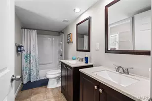 615 Creststone Dr, Florissant, MO 63033 - Photo 18