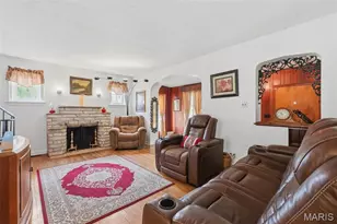 411 Cherry Ln, Warrenton, MO 63383 - Photo 4