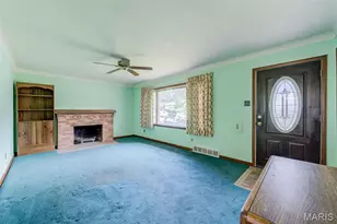 7 Santa Cruz Dr, Florissant, MO 63031 - Photo 4