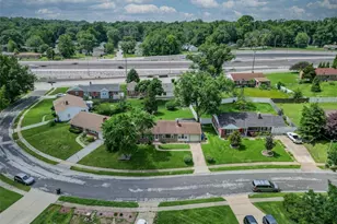 7 Santa Cruz Dr, Florissant, MO 63031 - Photo 36
