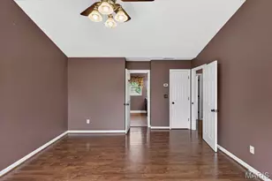 7536 Shaftesbury Ave, University City, MO 63130 - Photo 26