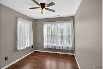 7536 Shaftesbury Avenue, University City, MO 63130 - Photo 36