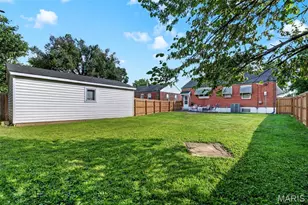 4317 Sunshine Dr, Saint Louis, MO 63116 - Photo 18