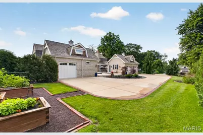 39 Countryside Lane, Saint Louis, MO 63131 - Photo 58