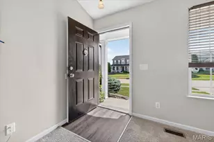 124 Brookshire Creek Dr, Wentzville, MO 63385 - Photo 6
