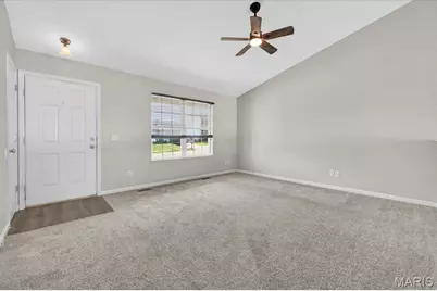 124 Brookshire Creek Drive, Wentzville, MO 63385 - Photo 8