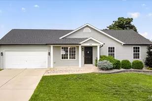 124 Brookshire Creek Dr, Wentzville, MO 63385 - Photo 1
