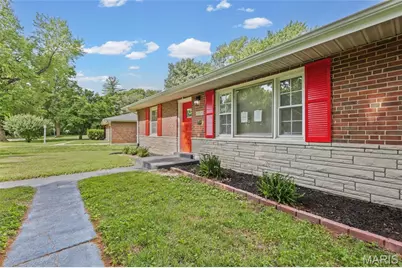 10325 Lookaway Drive, Saint Louis, MO 63137 - Photo 1