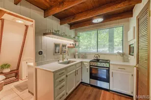 949 Audubon Oaks Dr, Innsbrook, MO 63390 - Photo 8