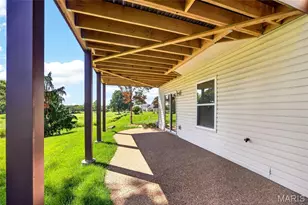 638 Hawk Run Dr, O'Fallon, MO 63368 - Photo 40