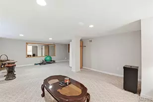 13178 Royal Pines Dr, Maryland Heights, MO 63146 - Photo 26