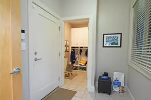 223 Lancaster Dr, Clayton, MO 63105 - Photo 14