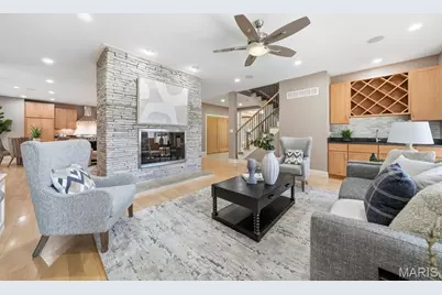 223 Lancaster Drive, Clayton, MO 63105 - Photo 8