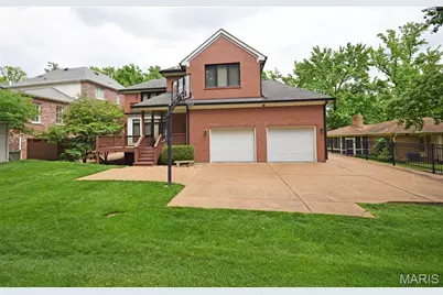 223 Lancaster Drive, Clayton, MO 63105 - Photo 32