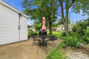 776 Coach Light Ln, Hazelwood, MO 63042 - Photo 32